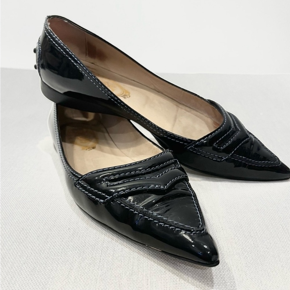 Elegant Black Patent Leather Women's Flats